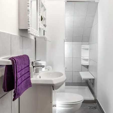 Apartment Heavenly Corner Split