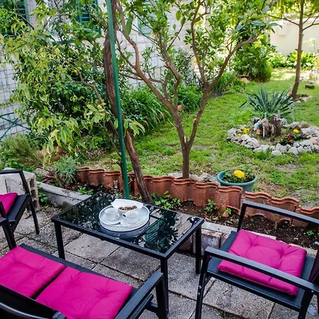 Heavenly Corner * Split