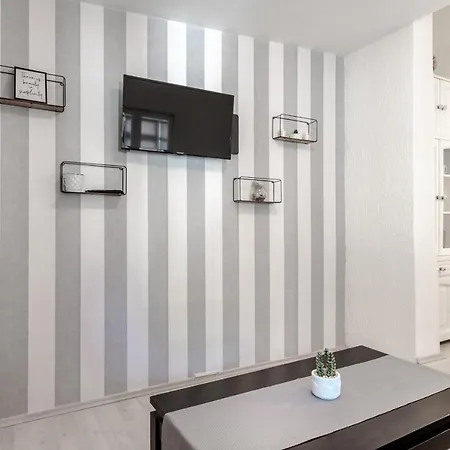 Heavenly Corner Apartment Split